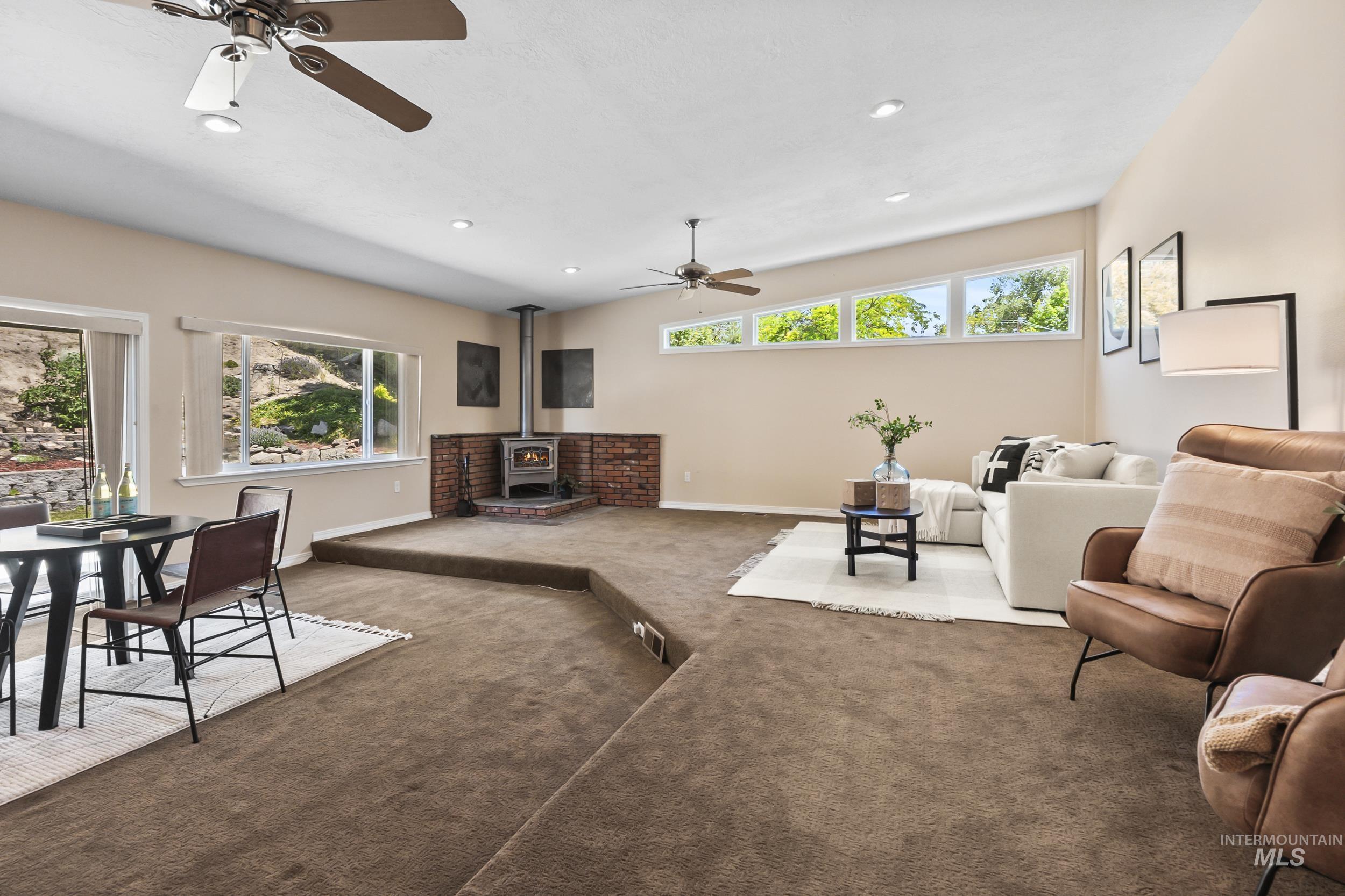 3850 W Hill Rd, Boise, Idaho 83703-4224, 3 Bedrooms, 2 Bathrooms, Residential Income For Sale, Price $699,900, 98961780