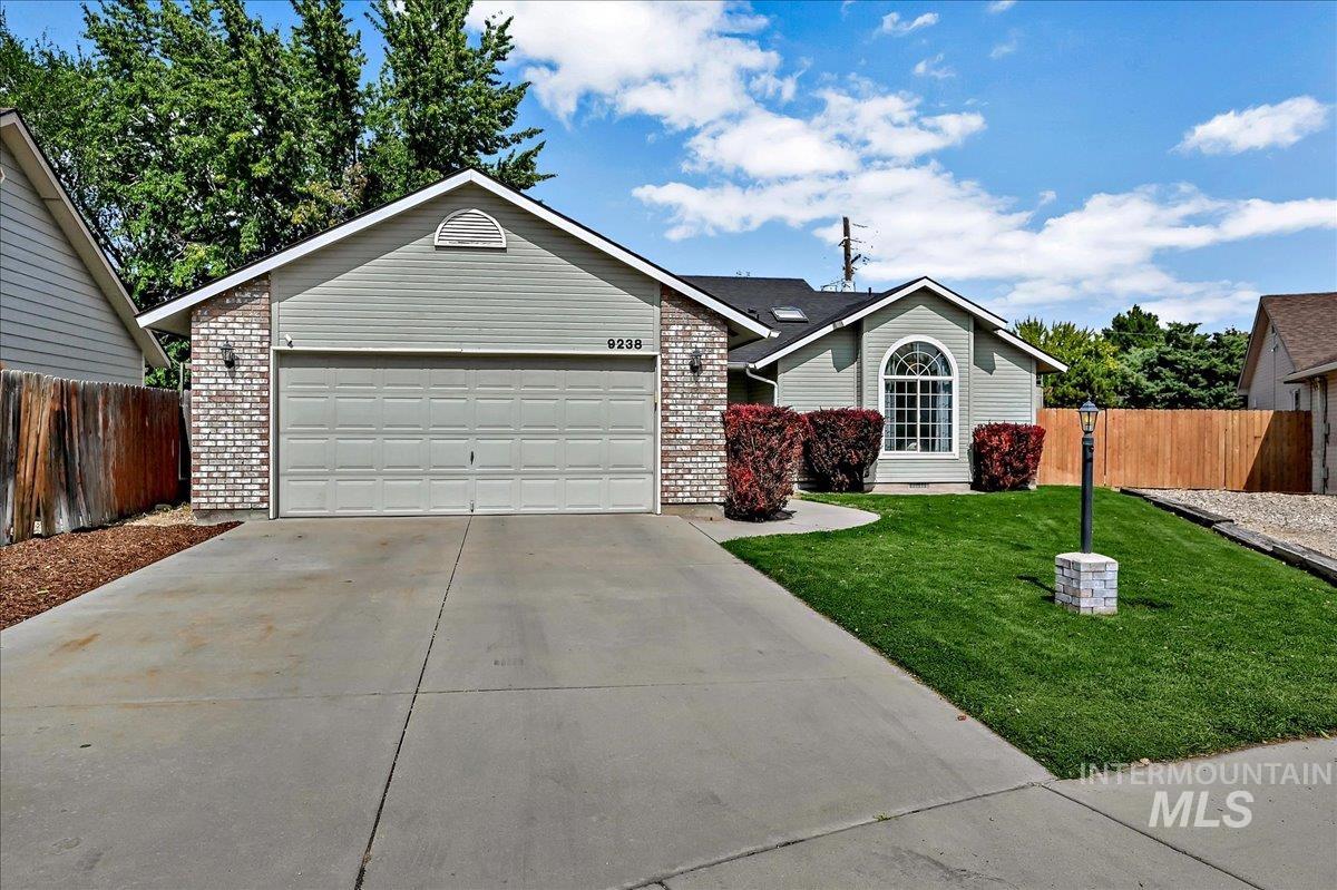 9238 W Chad St, Boise, Idaho 83709, 3 Bedrooms, 2 Bathrooms, Residential For Sale, Price $419,900, 98961790