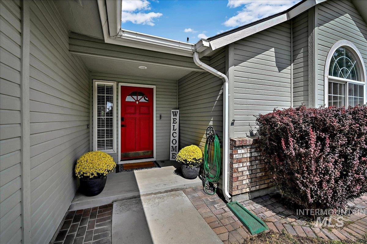9238 W Chad St, Boise, Idaho 83709, 3 Bedrooms, 2 Bathrooms, Residential For Sale, Price $419,900, 98961790