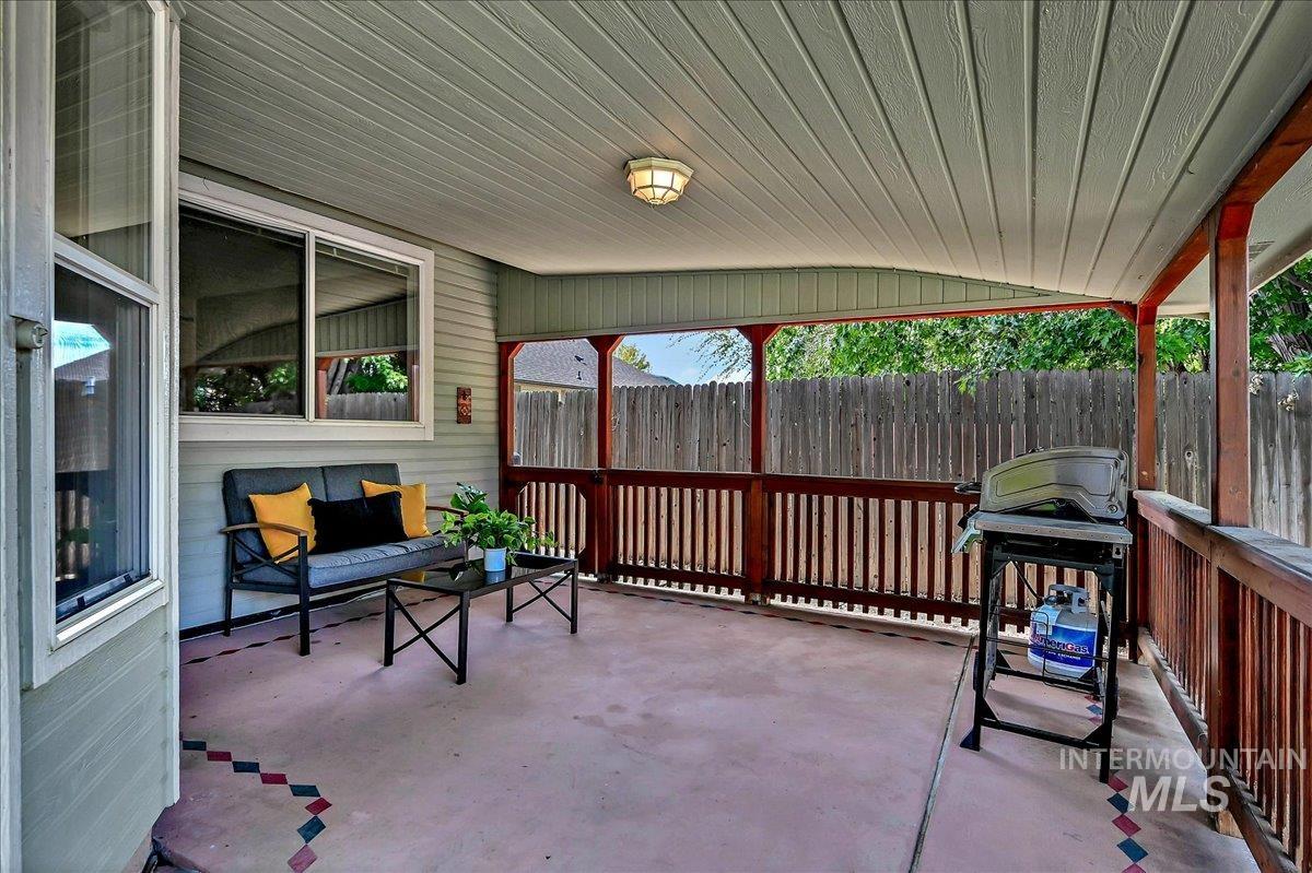 9238 W Chad St, Boise, Idaho 83709, 3 Bedrooms, 2 Bathrooms, Residential For Sale, Price $419,900, 98961790