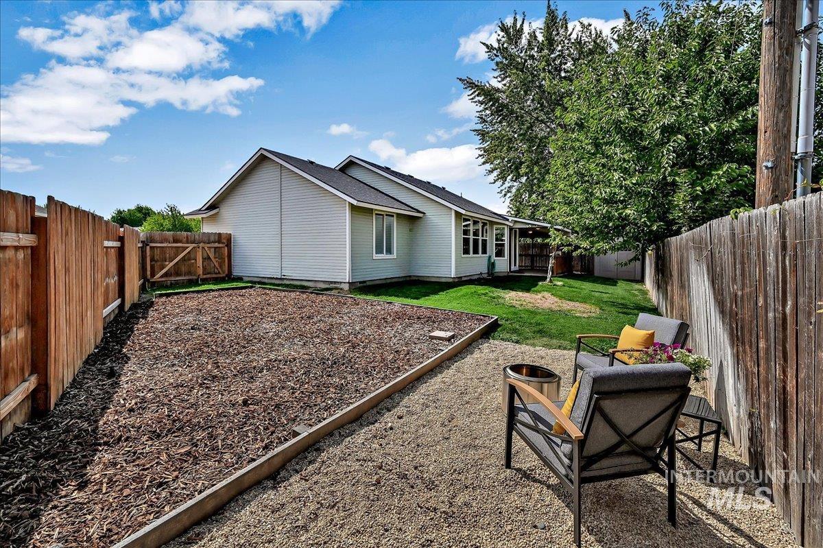 9238 W Chad St, Boise, Idaho 83709, 3 Bedrooms, 2 Bathrooms, Residential For Sale, Price $419,900, 98961790