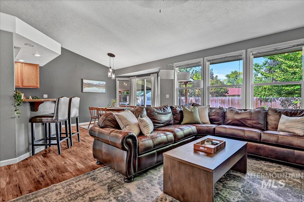 9238 W Chad St, Boise, Idaho 83709, 3 Bedrooms, 2 Bathrooms, Residential For Sale, Price $419,900, 98961790