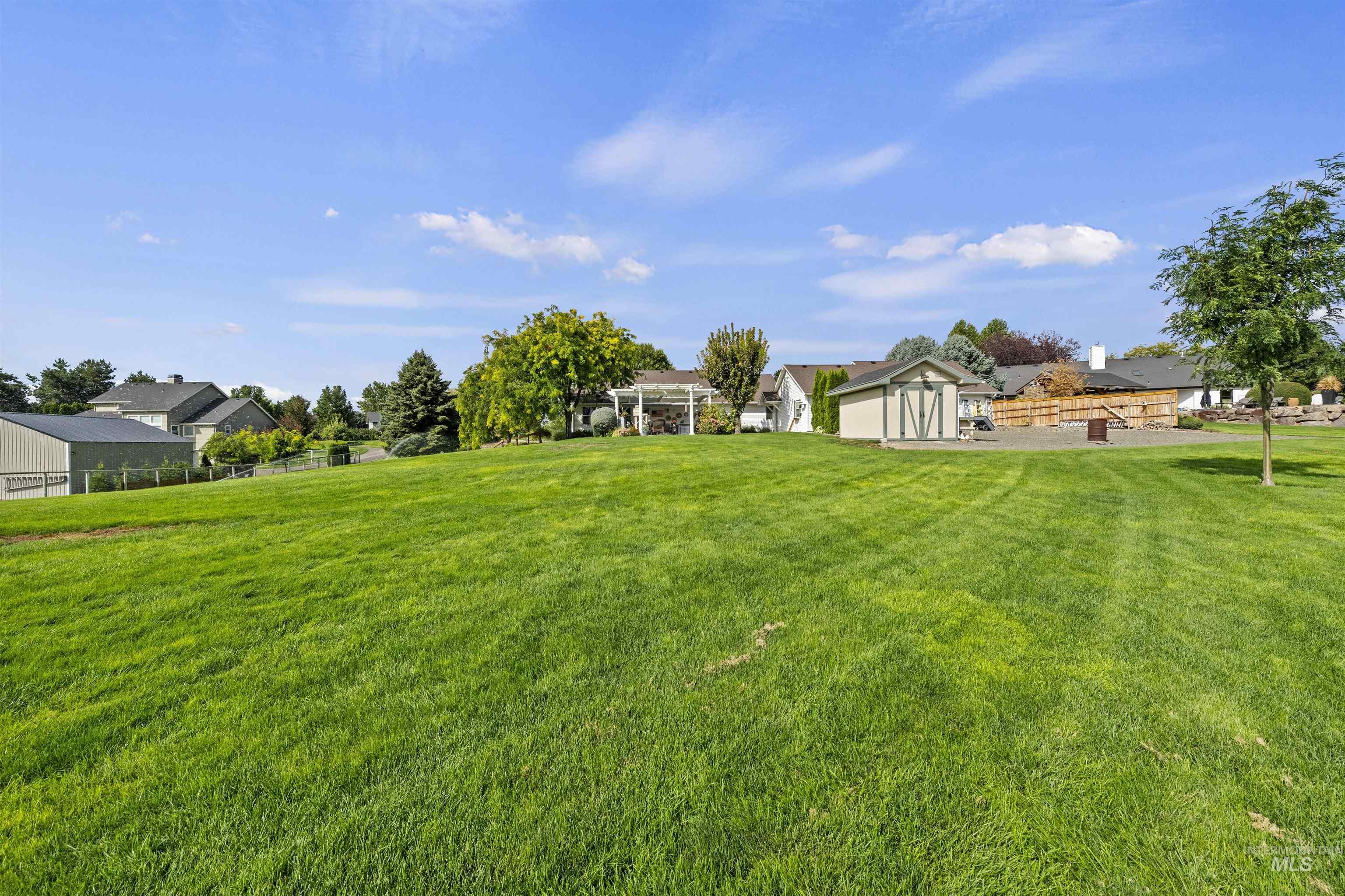 View of yard with a residential view