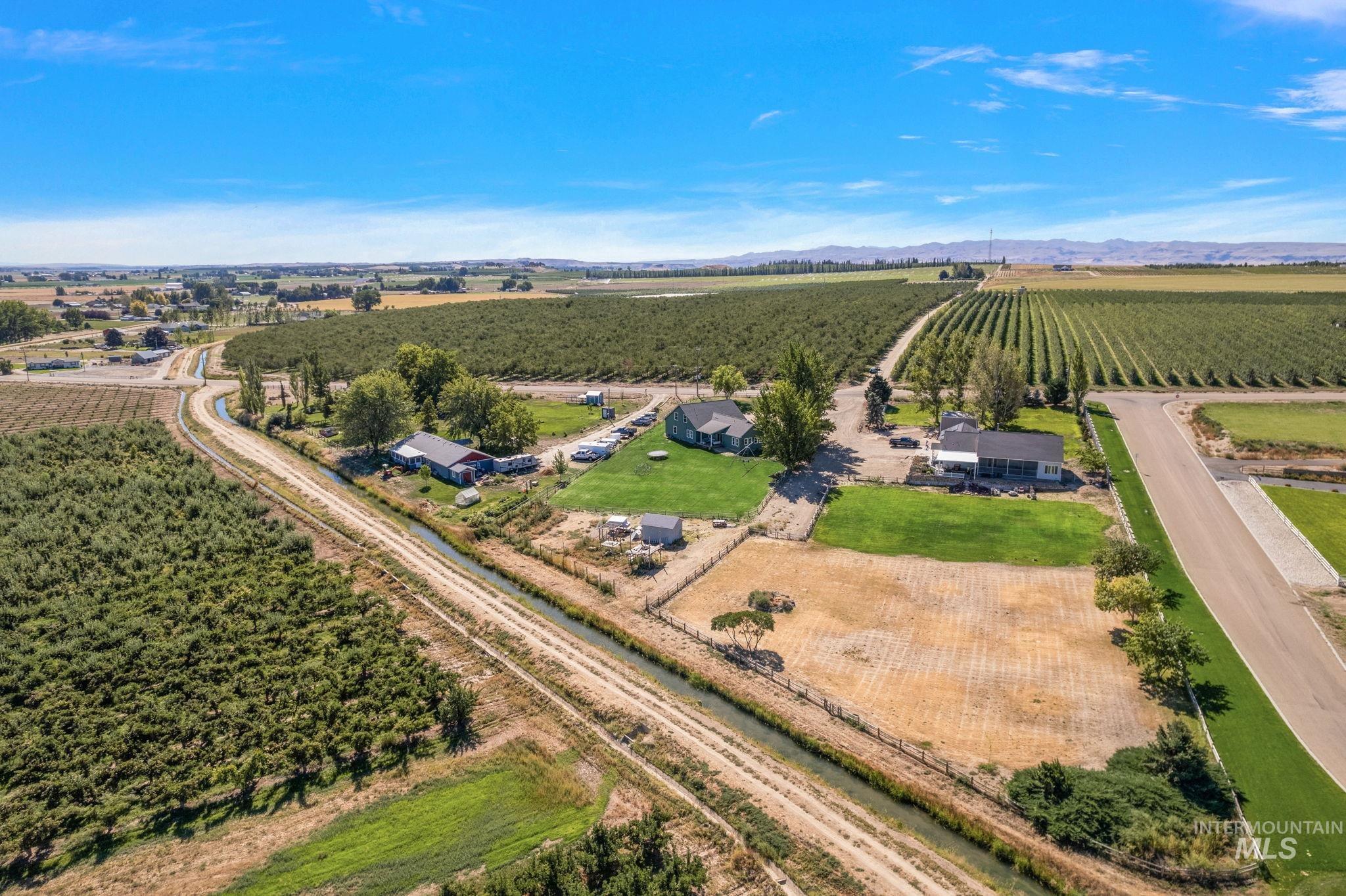 18018 Artist Way, Caldwell, Idaho 83607, 4 Bedrooms, 2.5 Bathrooms, Residential For Sale, Price $875,000, 98961816