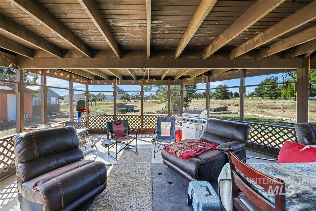26197 Reed Ln, Wilder, Idaho 83676-5705, 2 Bedrooms, 1 Bathroom, Residential For Sale, Price $455,000, 98961828