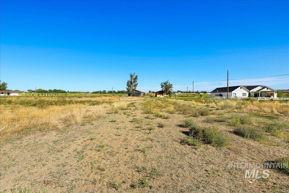 26197 Reed Ln, Wilder, Idaho 83676-5705, 2 Bedrooms, 1 Bathroom, Residential For Sale, Price $455,000, 98961828