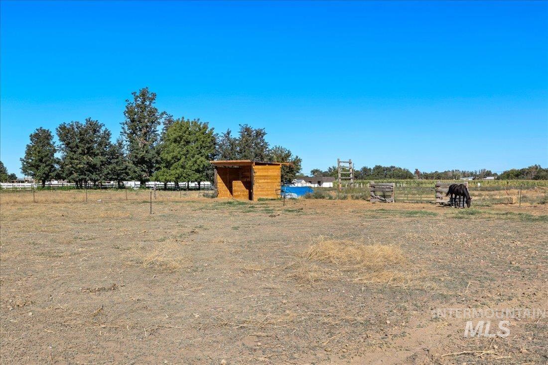 26197 Reed Ln, Wilder, Idaho 83676-5705, 2 Bedrooms, 1 Bathroom, Residential For Sale, Price $455,000, 98961828