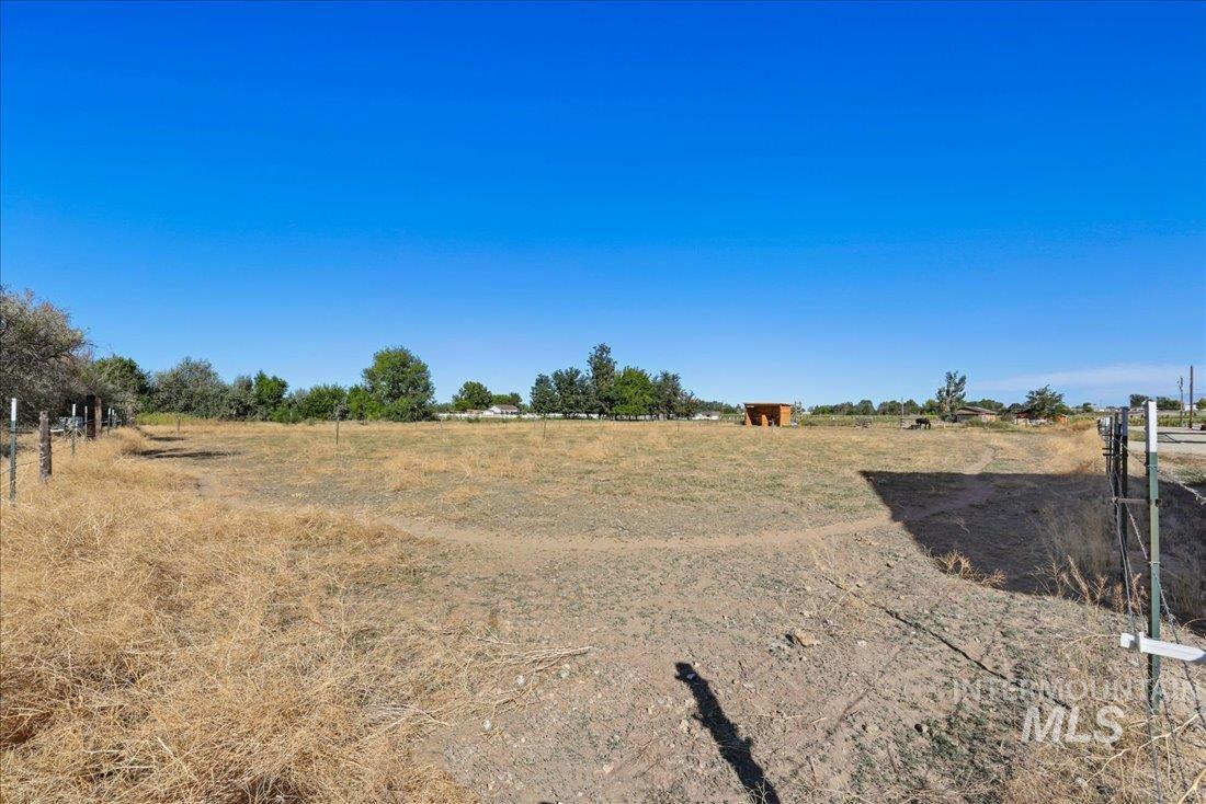 26197 Reed Ln, Wilder, Idaho 83676-5705, 2 Bedrooms, 1 Bathroom, Residential For Sale, Price $455,000, 98961828