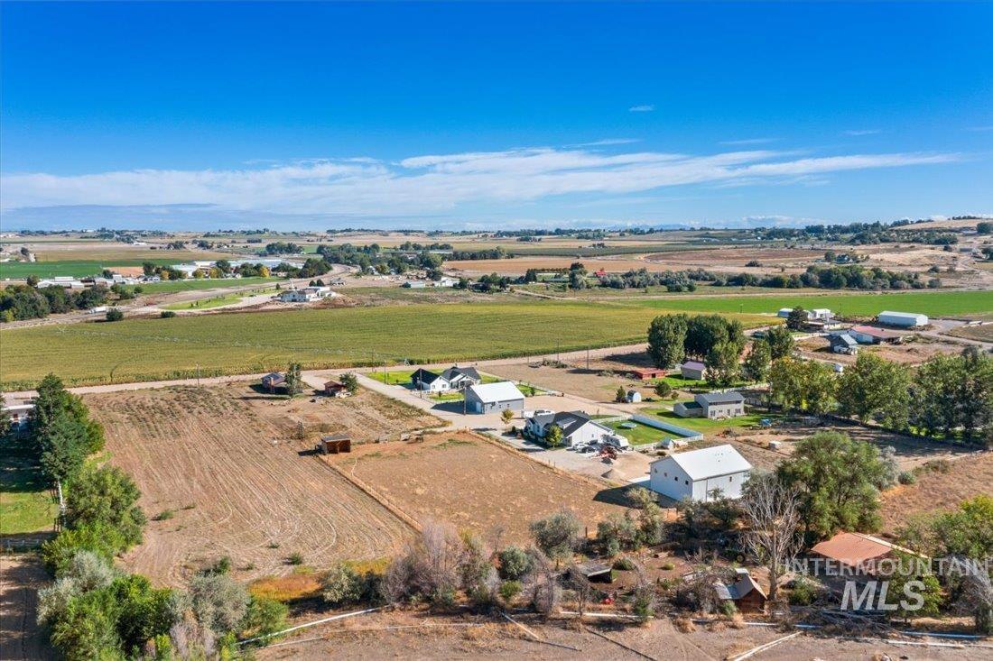 26197 Reed Ln, Wilder, Idaho 83676-5705, 2 Bedrooms, 1 Bathroom, Residential For Sale, Price $455,000, 98961828