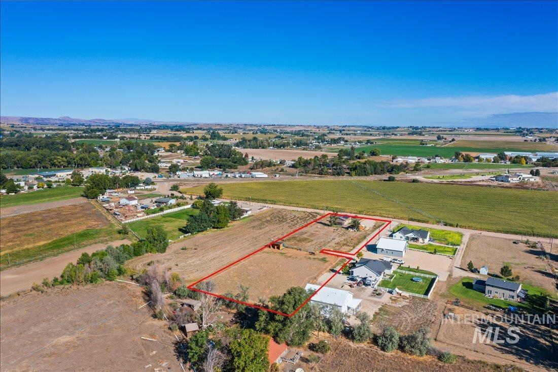 26197 Reed Ln, Wilder, Idaho 83676-5705, 2 Bedrooms, 1 Bathroom, Residential For Sale, Price $455,000, 98961828