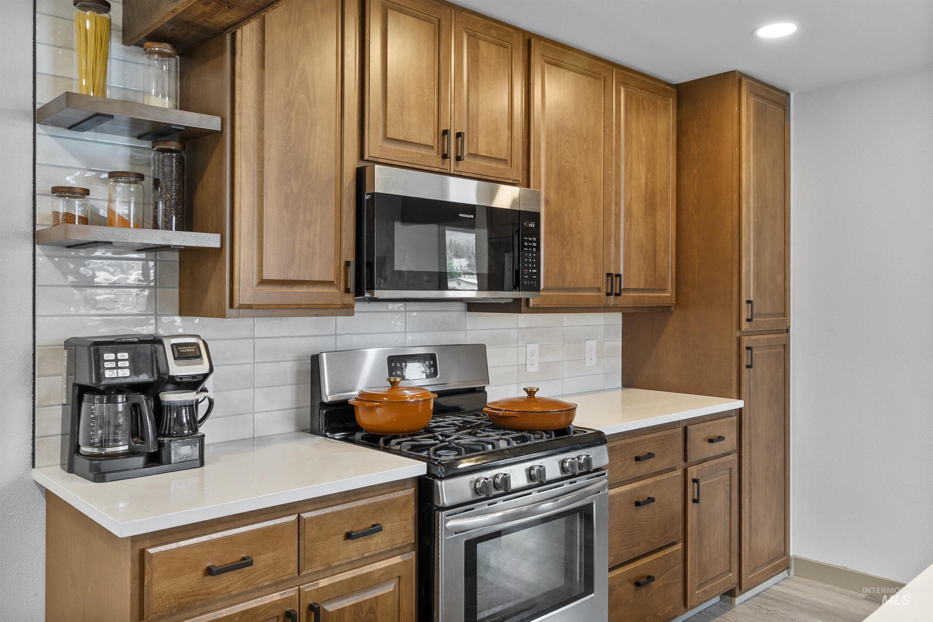 206 Spruce Street, Bovill, Idaho 83806, 2 Bedrooms, 1 Bathroom, Residential For Sale, Price $320,000, 98961834