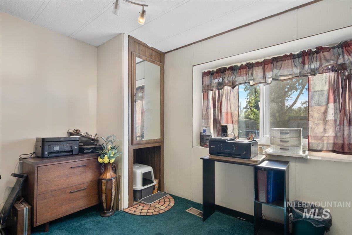 Office space with carpet floors