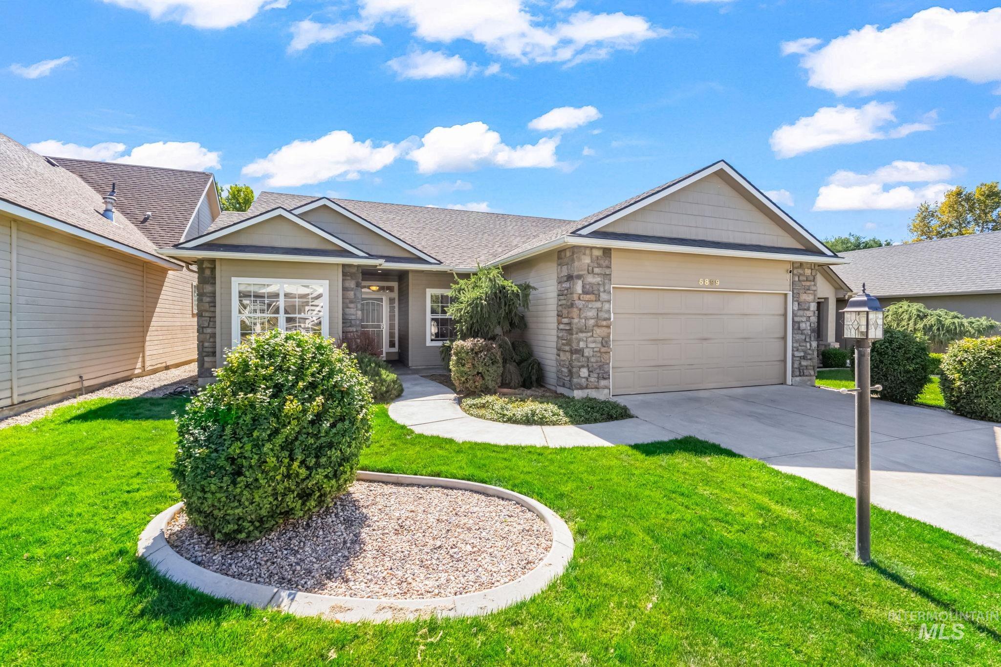 6899 E Greens Drive, Nampa, Idaho 83687-9427, 3 Bedrooms, 2 Bathrooms, Residential For Sale, Price $415,000, 98961841