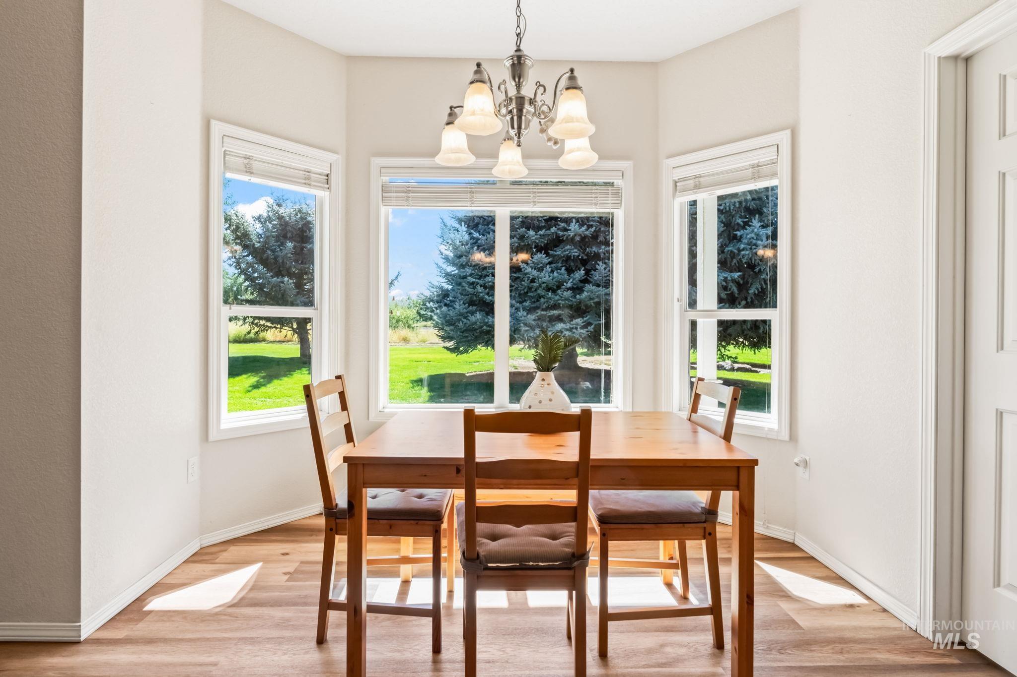 6899 E Greens Drive, Nampa, Idaho 83687-9427, 3 Bedrooms, 2 Bathrooms, Residential For Sale, Price $415,000, 98961841