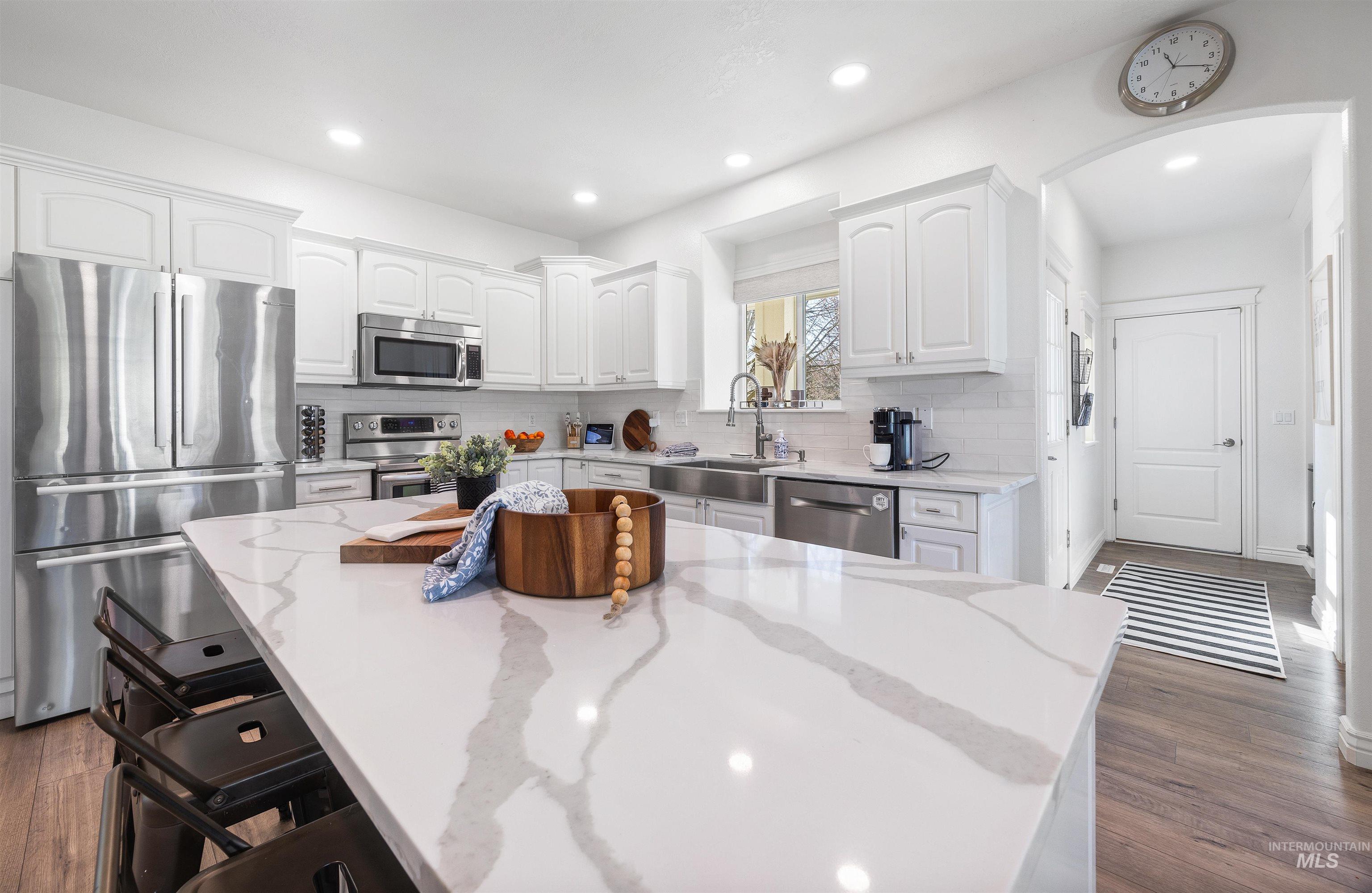1197 N Cove Colony Way, Eagle, Idaho 83616, 4 Bedrooms, 3.5 Bathrooms, Residential For Sale, Price $1,199,000, 98961850