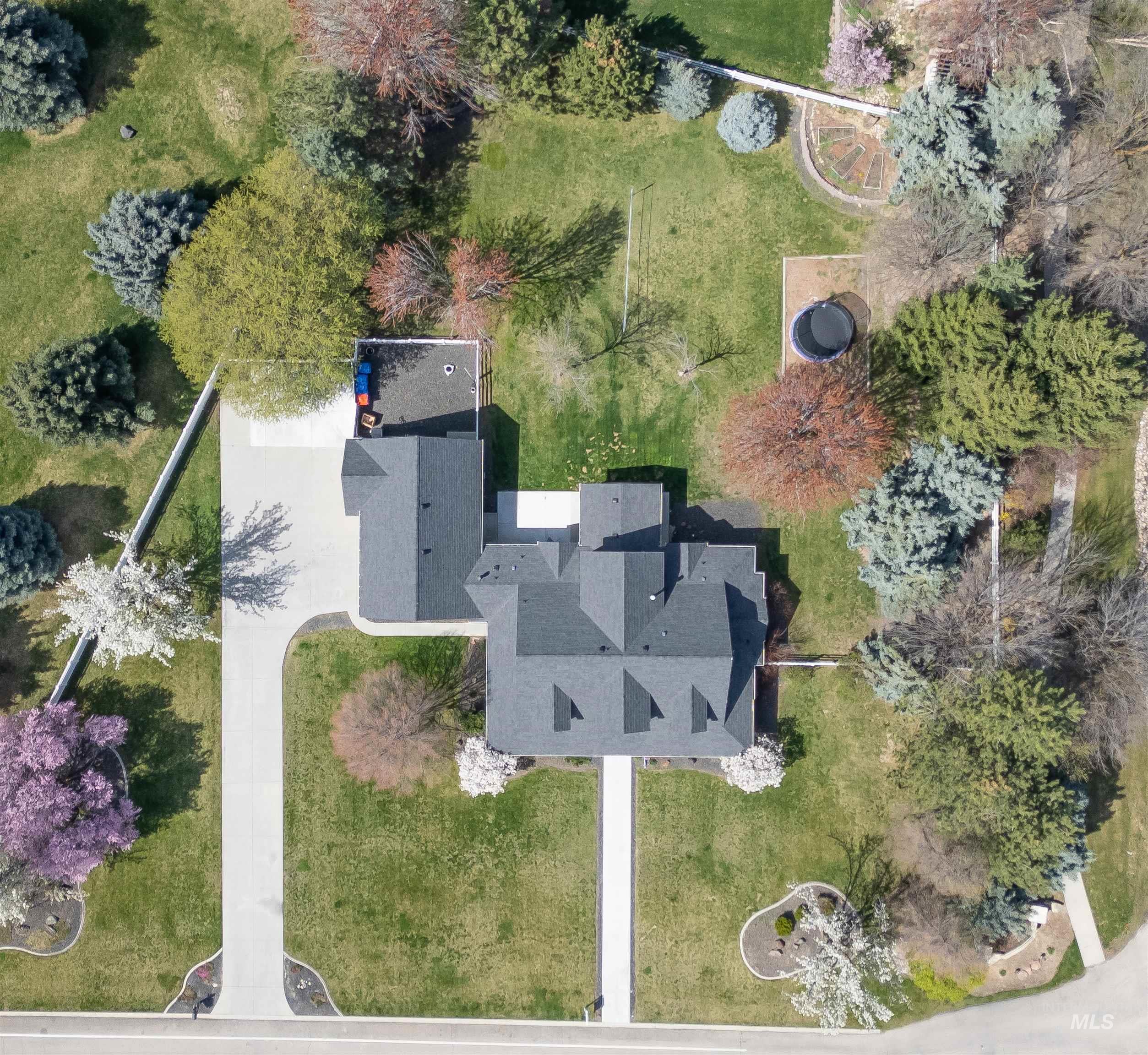 1197 N Cove Colony Way, Eagle, Idaho 83616, 4 Bedrooms, 3.5 Bathrooms, Residential For Sale, Price $1,199,000, 98961850