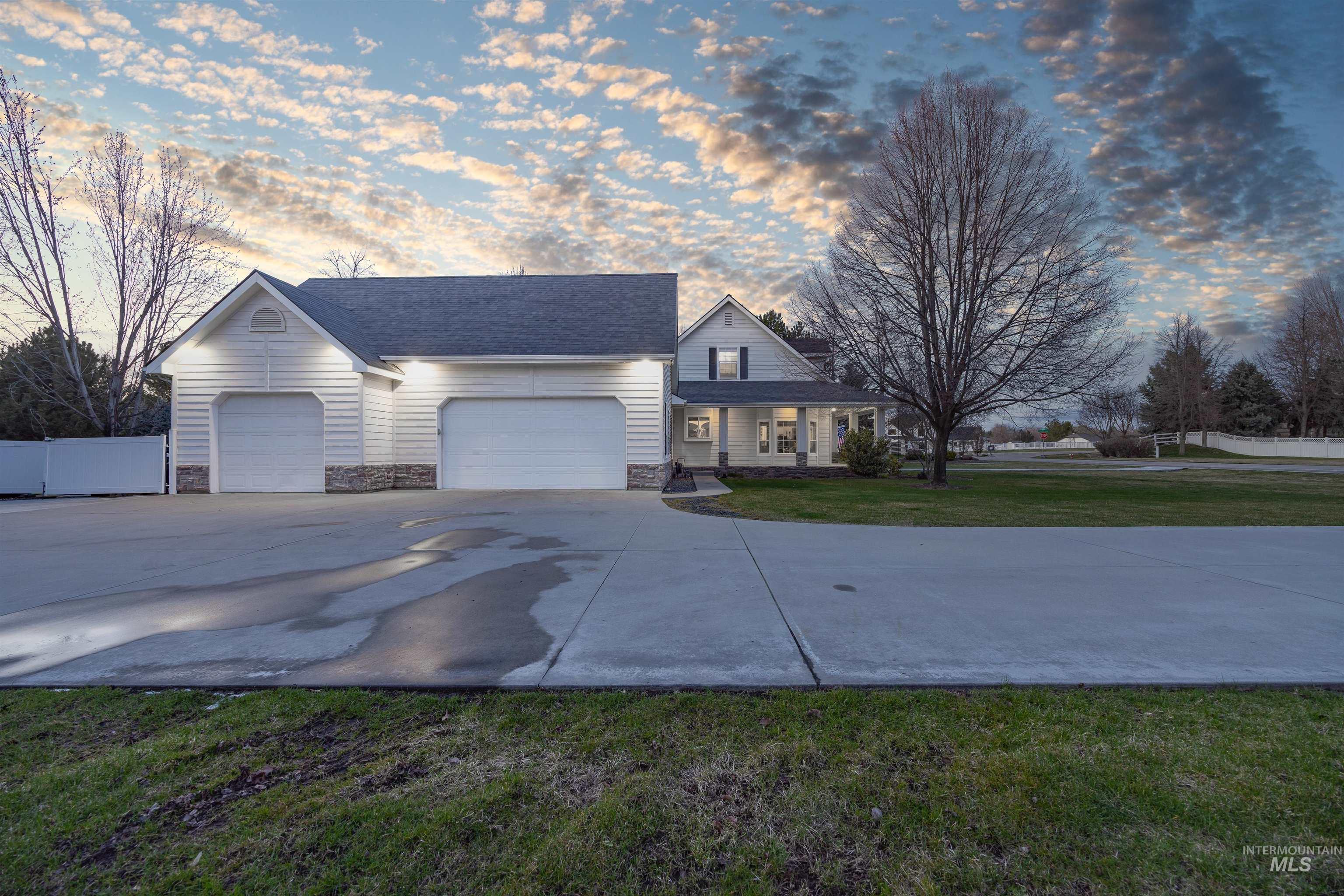 1197 N Cove Colony Way, Eagle, Idaho 83616, 4 Bedrooms, 3.5 Bathrooms, Residential For Sale, Price $1,199,000, 98961850