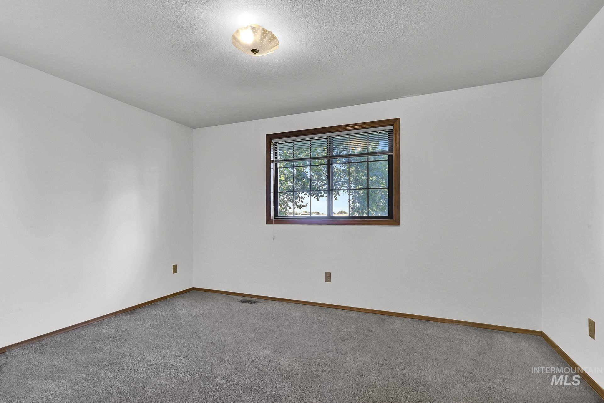 3461 W Davis, Meridian, Idaho 83642, 3 Bedrooms, 2.5 Bathrooms, Residential For Sale, Price $665,000, 98961851