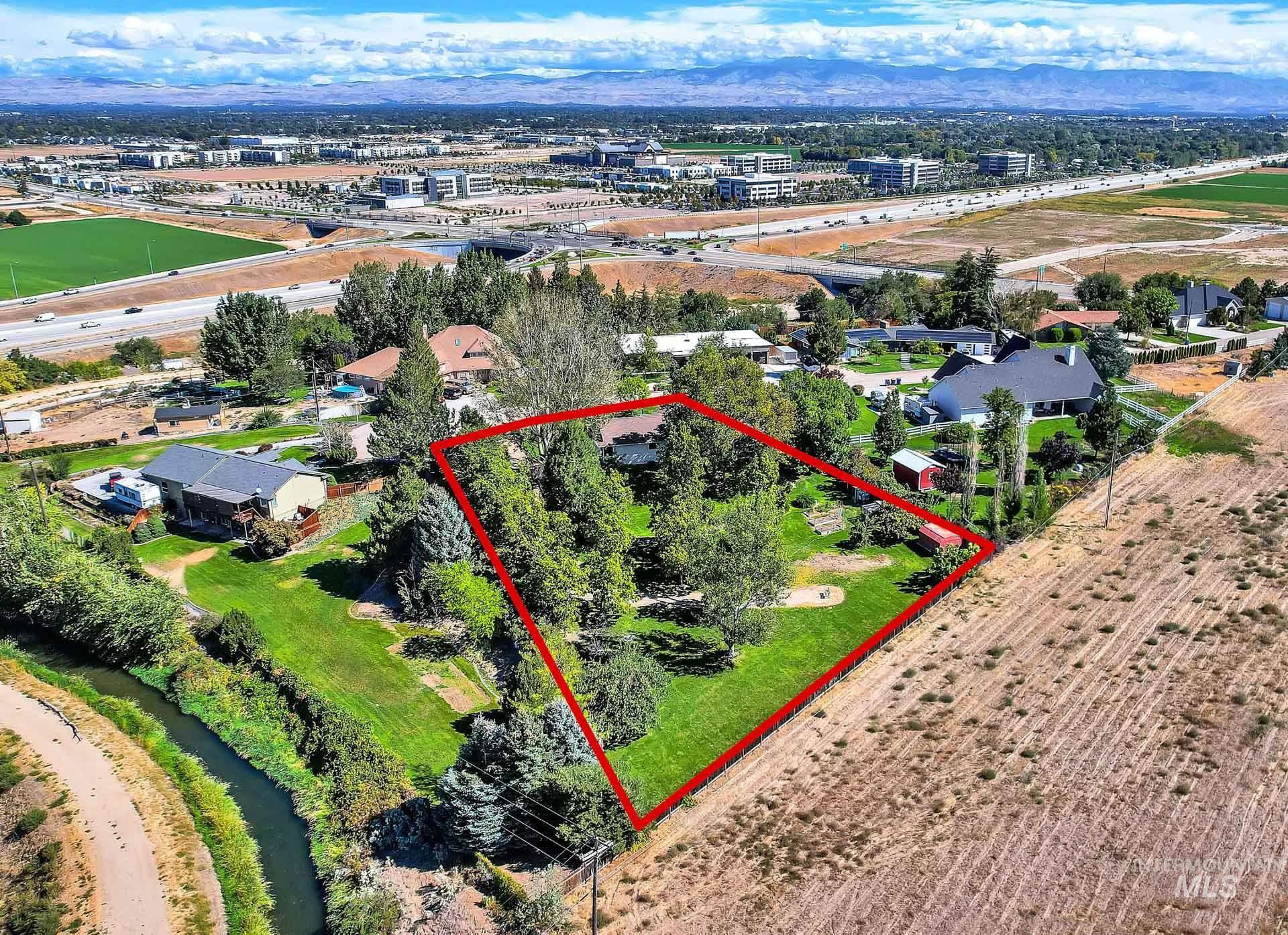 3461 W Davis, Meridian, Idaho 83642, 3 Bedrooms, 2.5 Bathrooms, Residential For Sale, Price $665,000, 98961851
