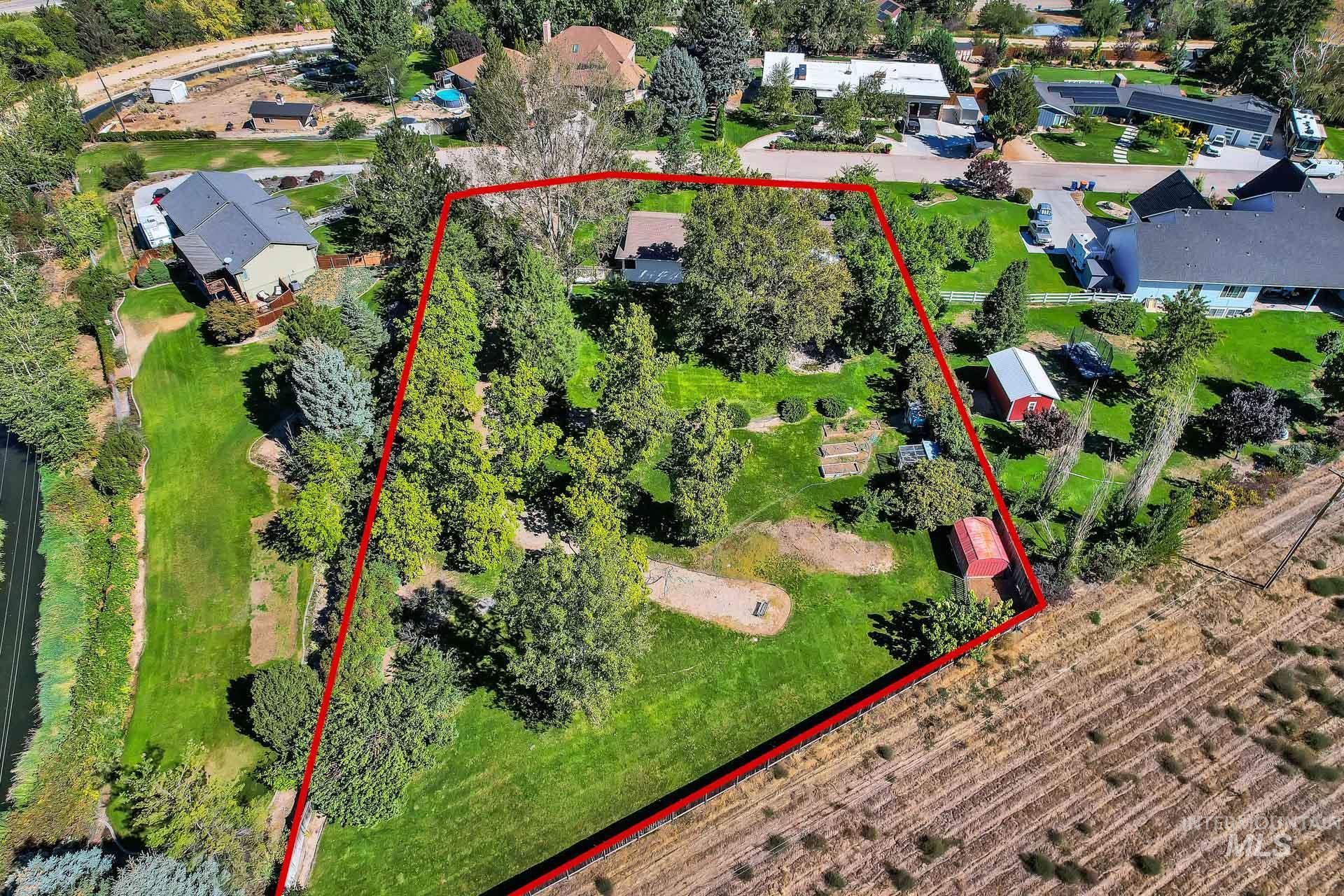 3461 W Davis, Meridian, Idaho 83642, 3 Bedrooms, 2.5 Bathrooms, Residential For Sale, Price $665,000, 98961851