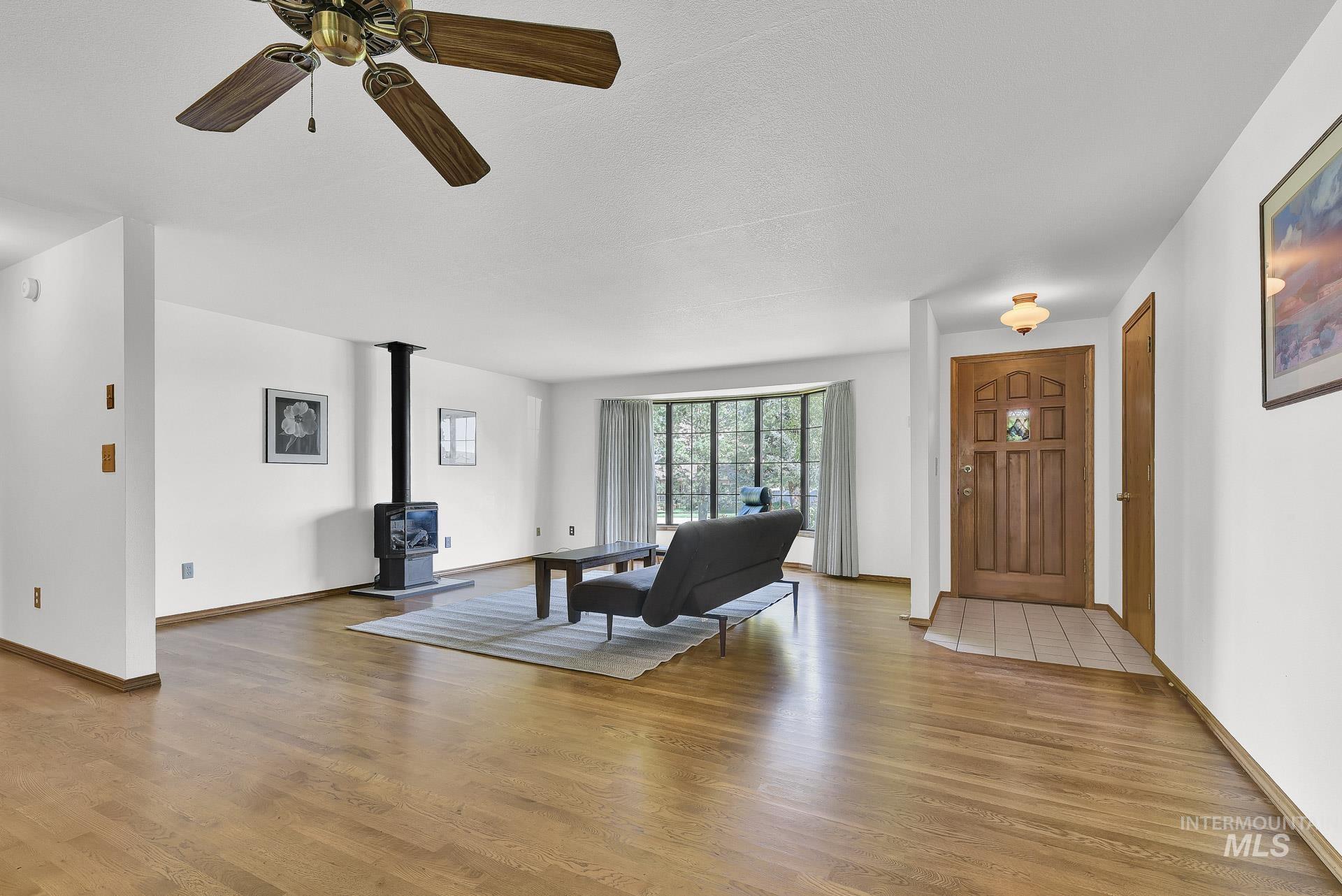3461 W Davis, Meridian, Idaho 83642, 3 Bedrooms, 2.5 Bathrooms, Residential For Sale, Price $665,000, 98961851