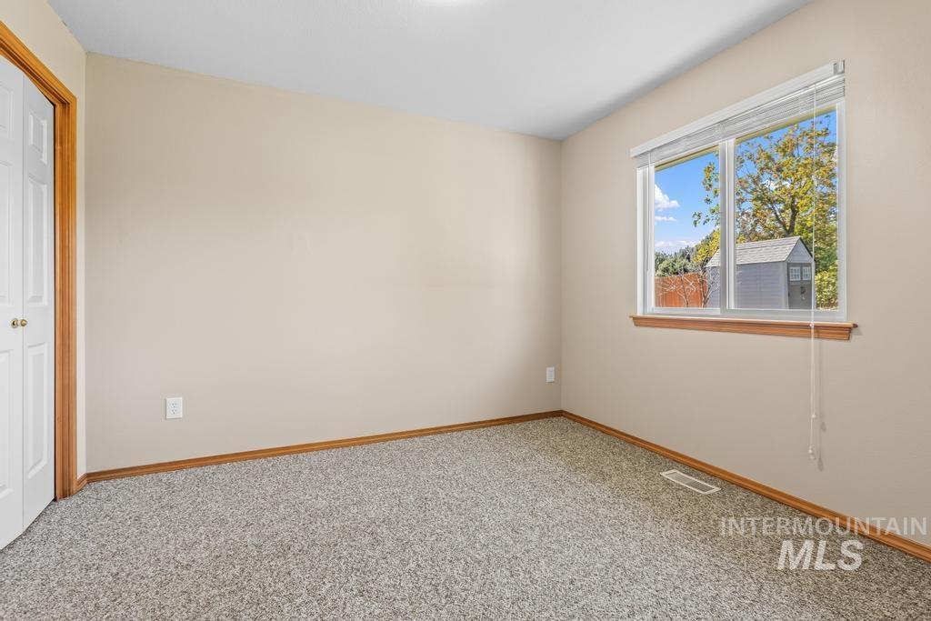 713 S Winthrop Way, Boise, Idaho 83709, 4 Bedrooms, 2.5 Bathrooms, Residential For Sale, Price $478,000, 98961852