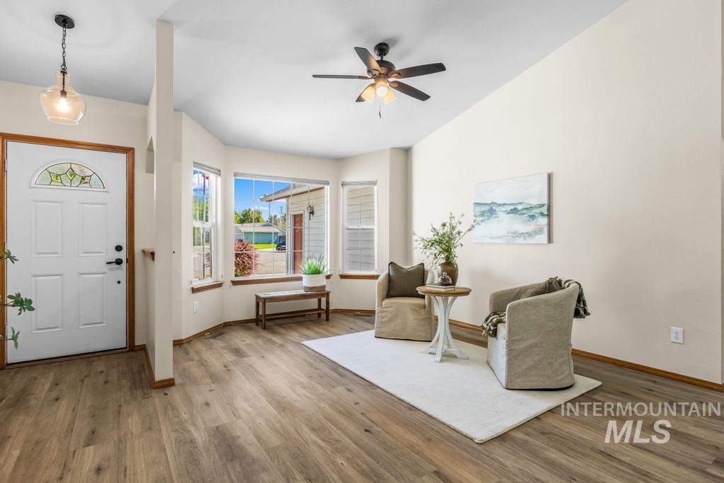 713 S Winthrop Way, Boise, Idaho 83709, 4 Bedrooms, 2.5 Bathrooms, Residential For Sale, Price $478,000, 98961852