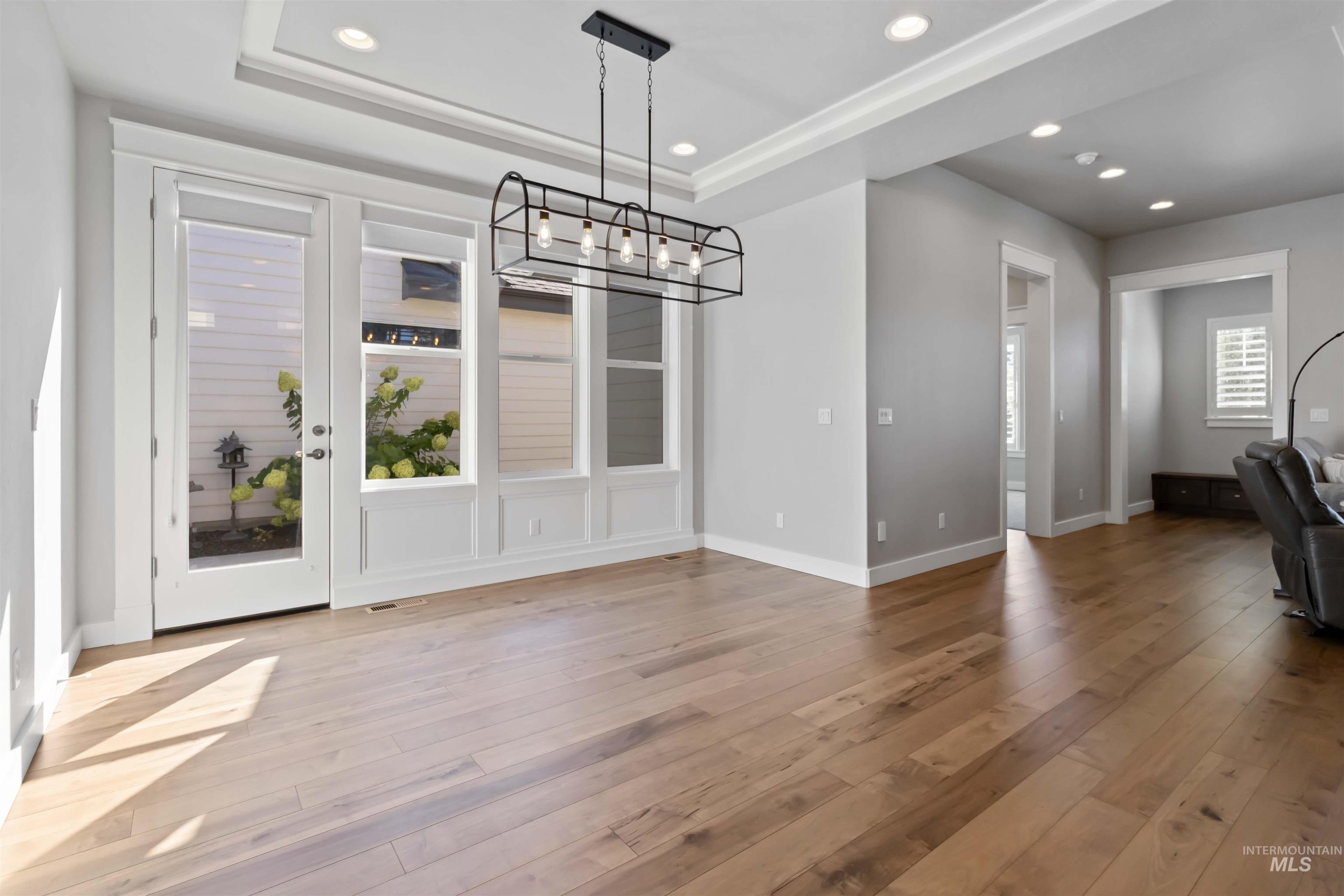 3918 W Sunny Cove Ln., Meridian, Idaho 83646, 2 Bedrooms, 2 Bathrooms, Residential For Sale, Price $539,900, 98961872