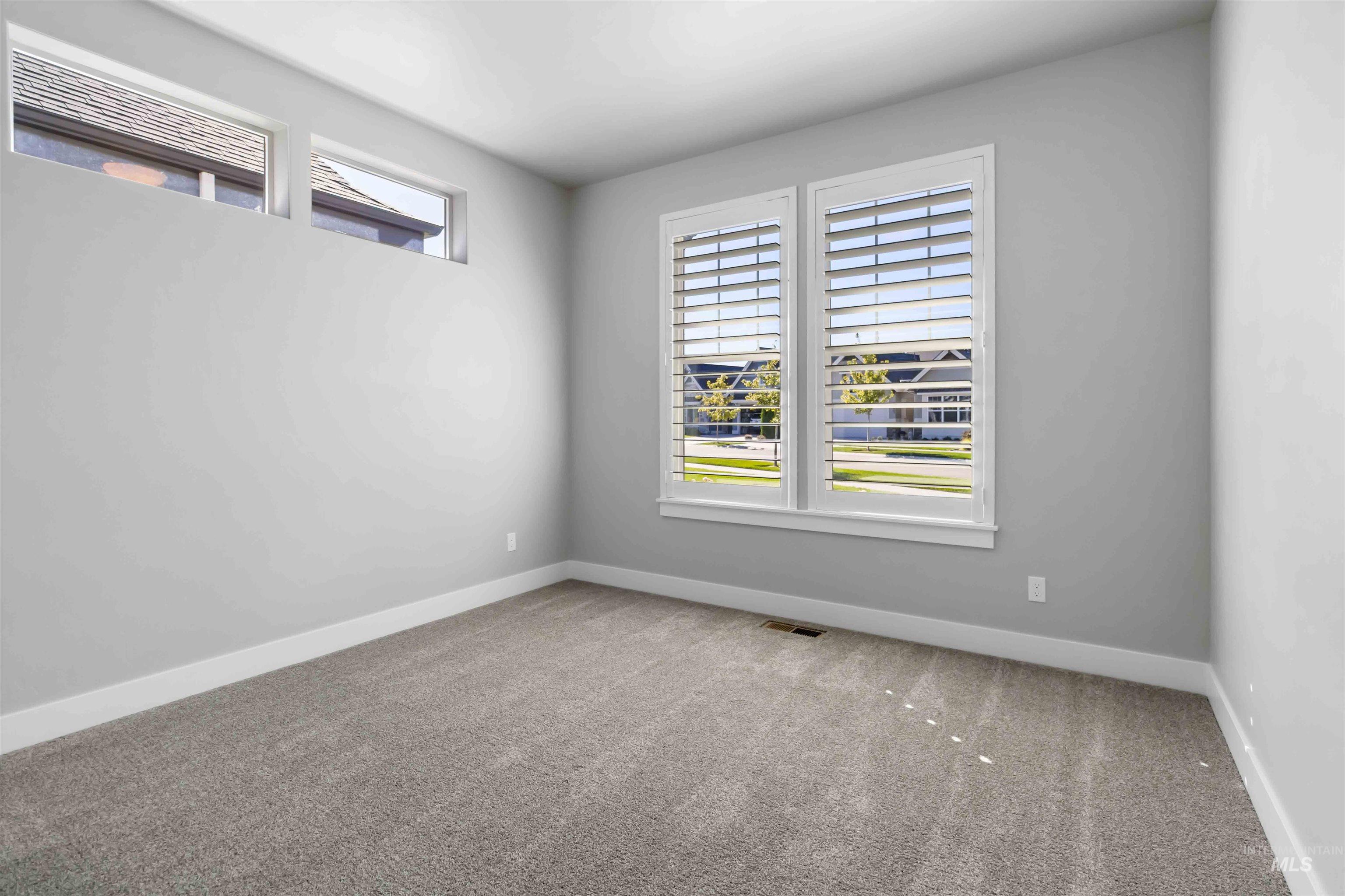 3918 W Sunny Cove Ln., Meridian, Idaho 83646, 2 Bedrooms, 2 Bathrooms, Residential For Sale, Price $539,900, 98961872