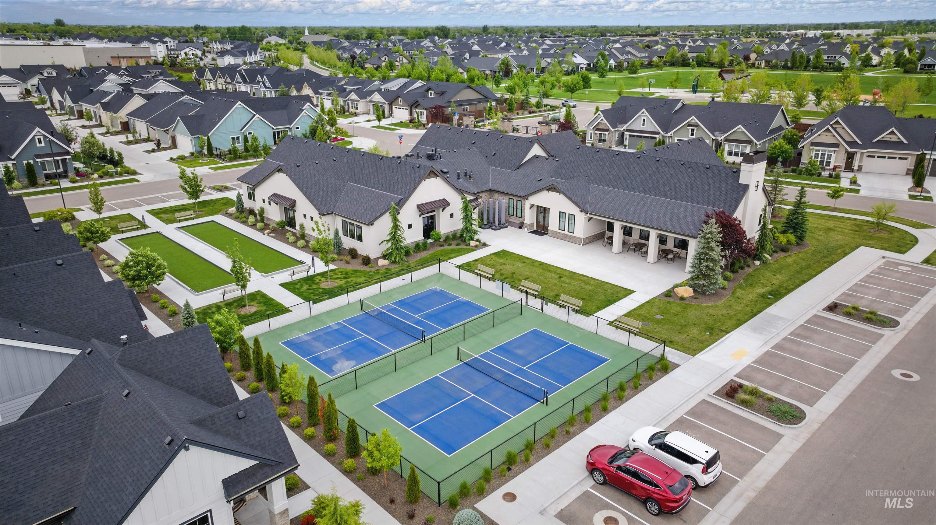 3918 W Sunny Cove Ln., Meridian, Idaho 83646, 2 Bedrooms, 2 Bathrooms, Residential For Sale, Price $539,900, 98961872