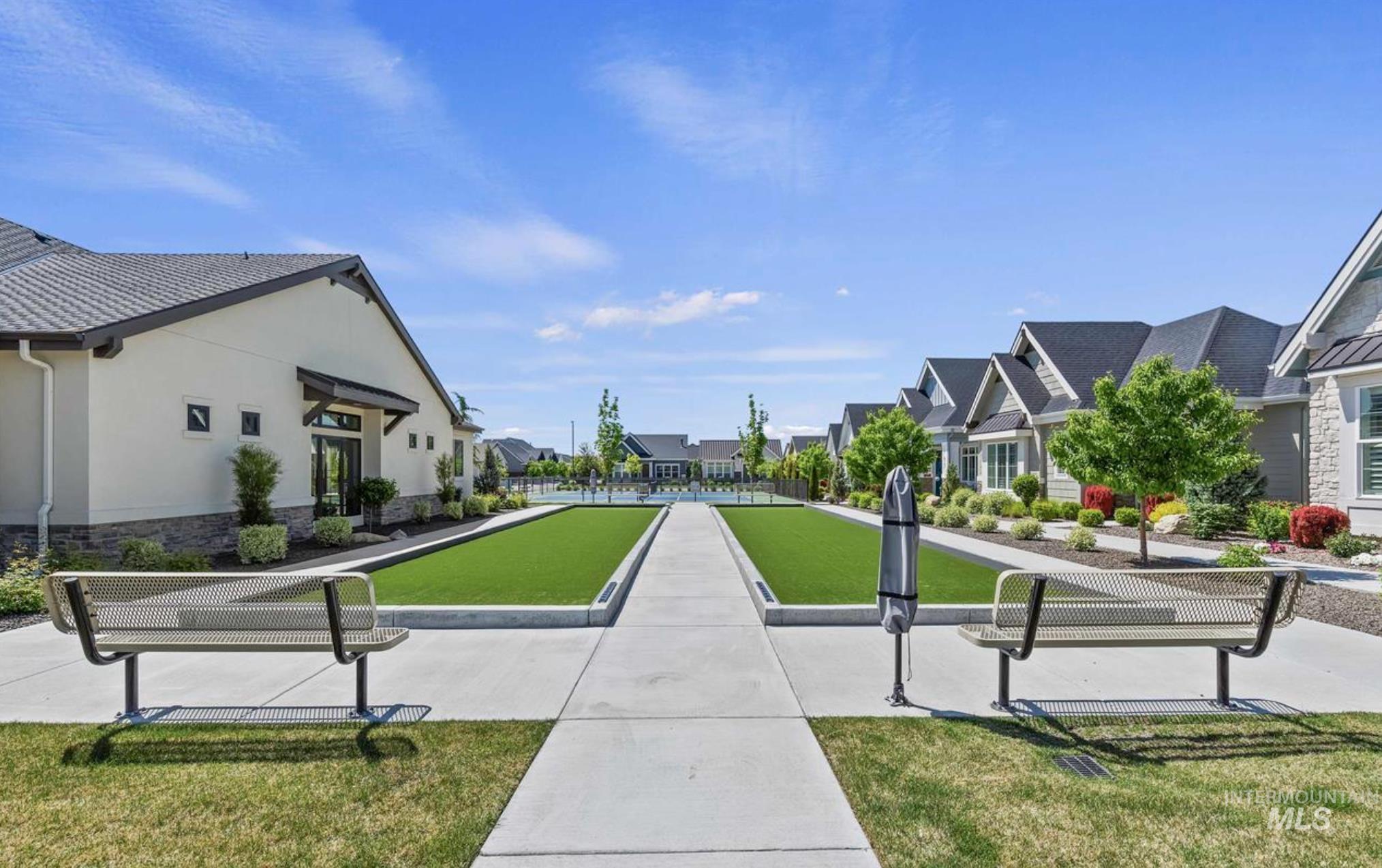 3918 W Sunny Cove Ln., Meridian, Idaho 83646, 2 Bedrooms, 2 Bathrooms, Residential For Sale, Price $539,900, 98961872