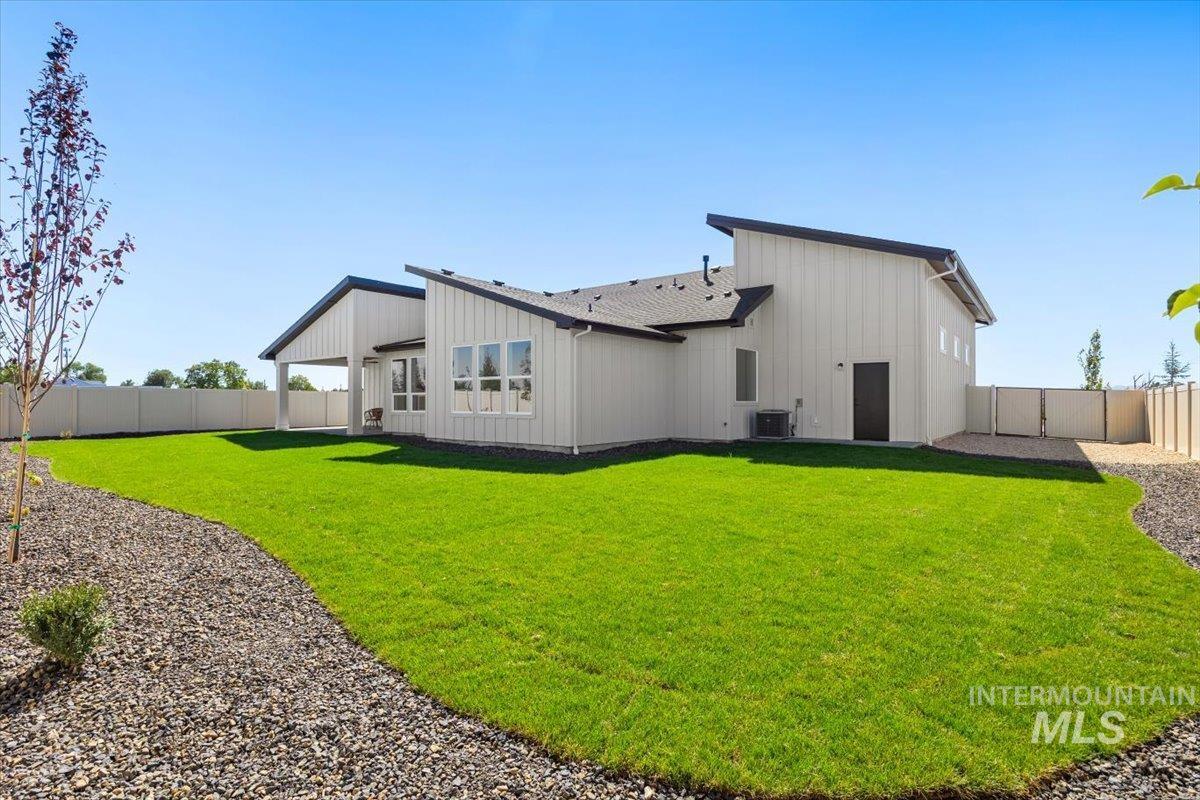 7552 E Newcastle Dr, Nampa, Idaho 83687, 3 Bedrooms, 2.5 Bathrooms, Residential For Sale, Price $834,900, 98961878