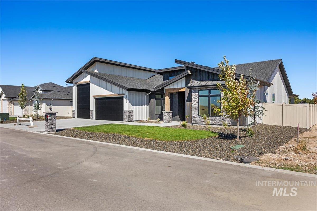 7552 E Newcastle Dr, Nampa, Idaho 83687, 3 Bedrooms, 2.5 Bathrooms, Residential For Sale, Price $834,900, 98961878