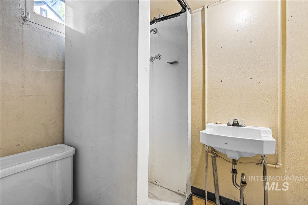 Bathroom featuring toilet