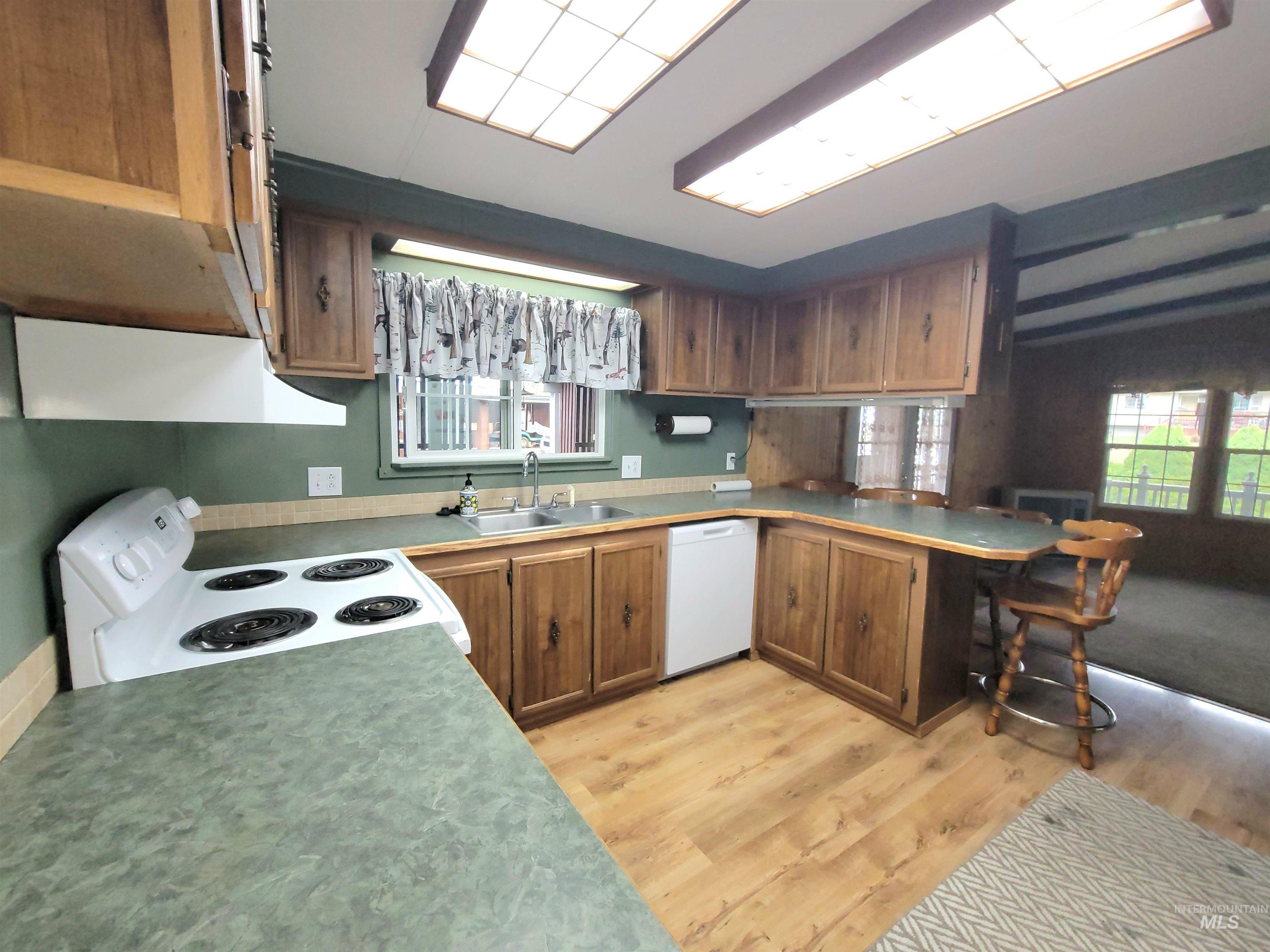 405 N 2nd St. W, Weippe, Idaho 83553, 4 Bedrooms, 2 Bathrooms, Residential For Sale, Price $230,000, 98961884