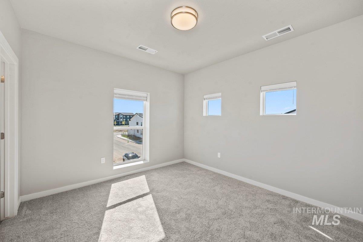 2799 W Palouse St, Boise, Idaho 83705, 3 Bedrooms, 2.5 Bathrooms, Residential For Sale, Price $475,000, 98961901