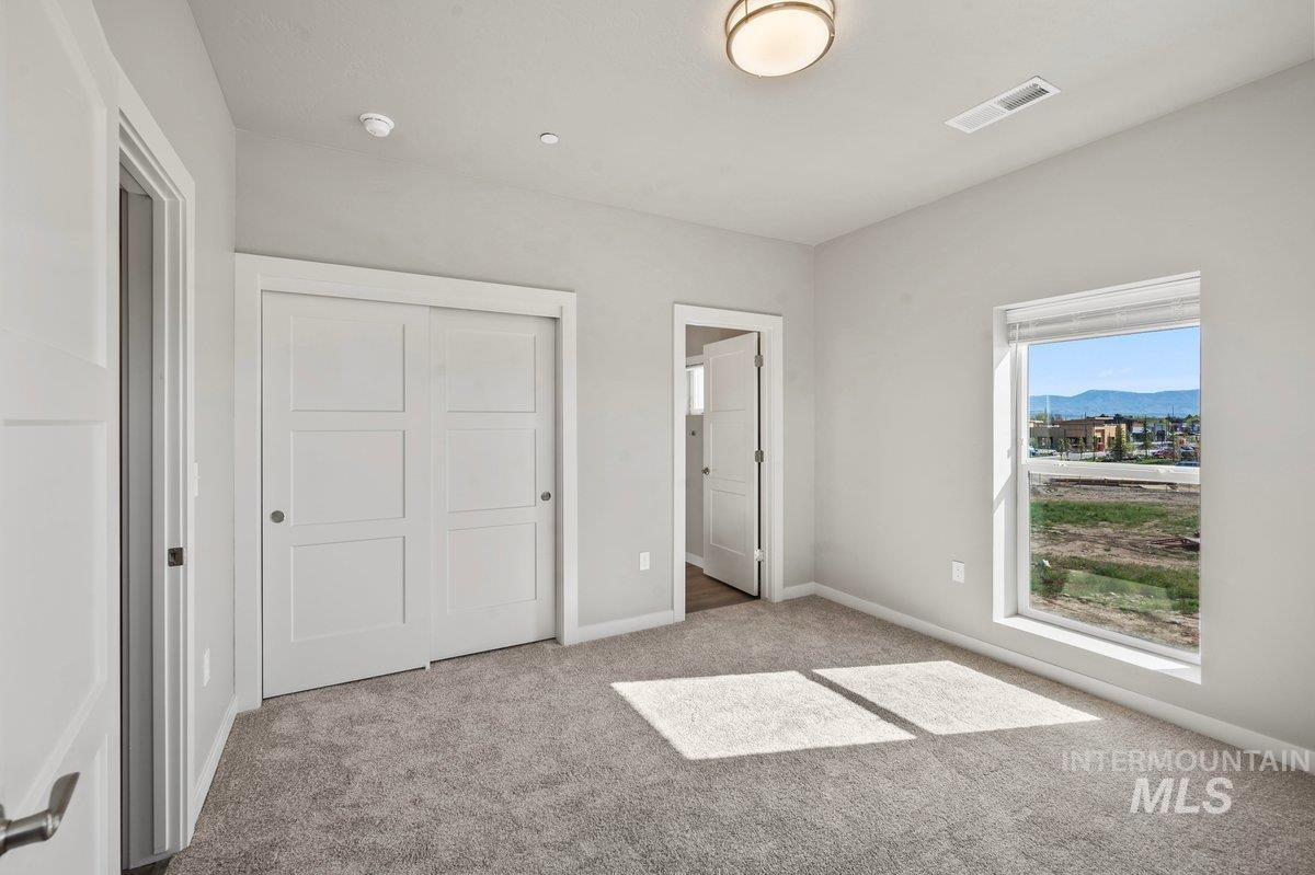 2799 W Palouse St, Boise, Idaho 83705, 3 Bedrooms, 2.5 Bathrooms, Residential For Sale, Price $475,000, 98961901