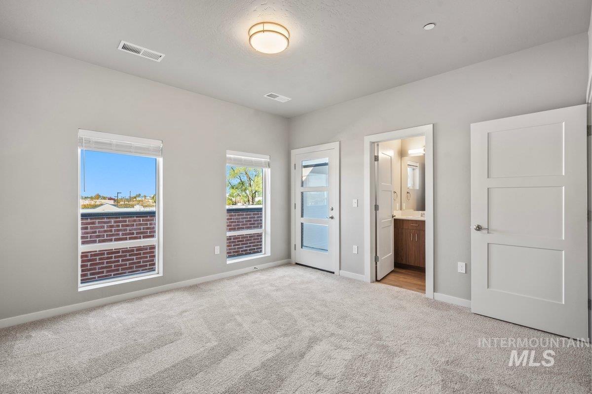2799 W Palouse St, Boise, Idaho 83705, 3 Bedrooms, 2.5 Bathrooms, Residential For Sale, Price $475,000, 98961901