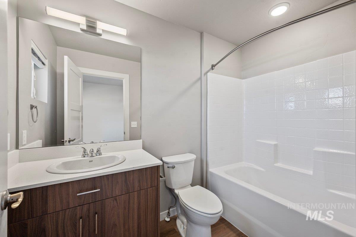 2799 W Palouse St, Boise, Idaho 83705, 3 Bedrooms, 2.5 Bathrooms, Residential For Sale, Price $475,000, 98961901