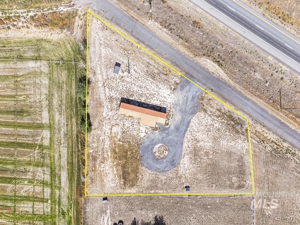 Aerial view of property's location with property boundaries highlighted