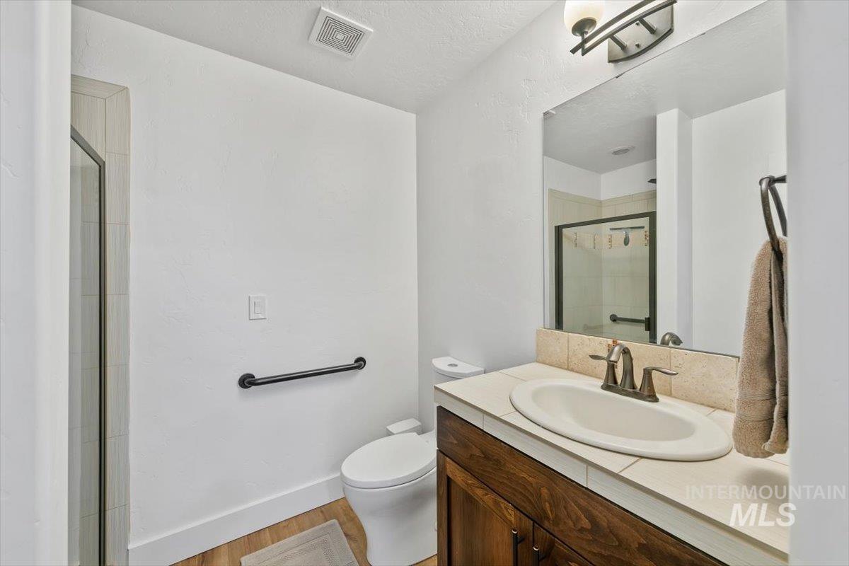 161 E Cholla Hills St, Meridian, Idaho 83646, 2 Bedrooms, 2 Bathrooms, Residential For Sale, Price $425,000, 98961920