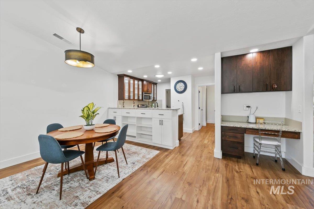 161 E Cholla Hills St, Meridian, Idaho 83646, 2 Bedrooms, 2 Bathrooms, Residential For Sale, Price $425,000, 98961920