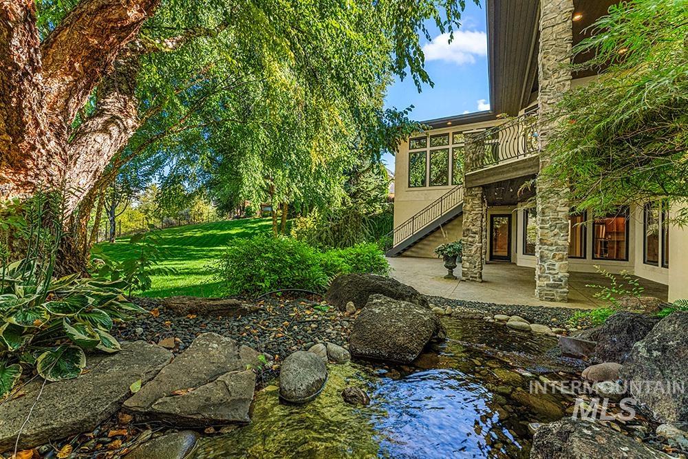 1292 E Prairie View Dr, Eagle, Idaho 83616, 5 Bedrooms, 6 Bathrooms, Residential For Sale, Price $1,698,000, 98961926