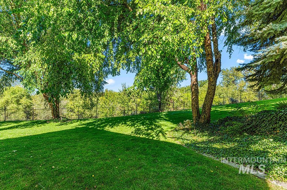 1292 E Prairie View Dr, Eagle, Idaho 83616, 5 Bedrooms, 6 Bathrooms, Residential For Sale, Price $1,698,000, 98961926