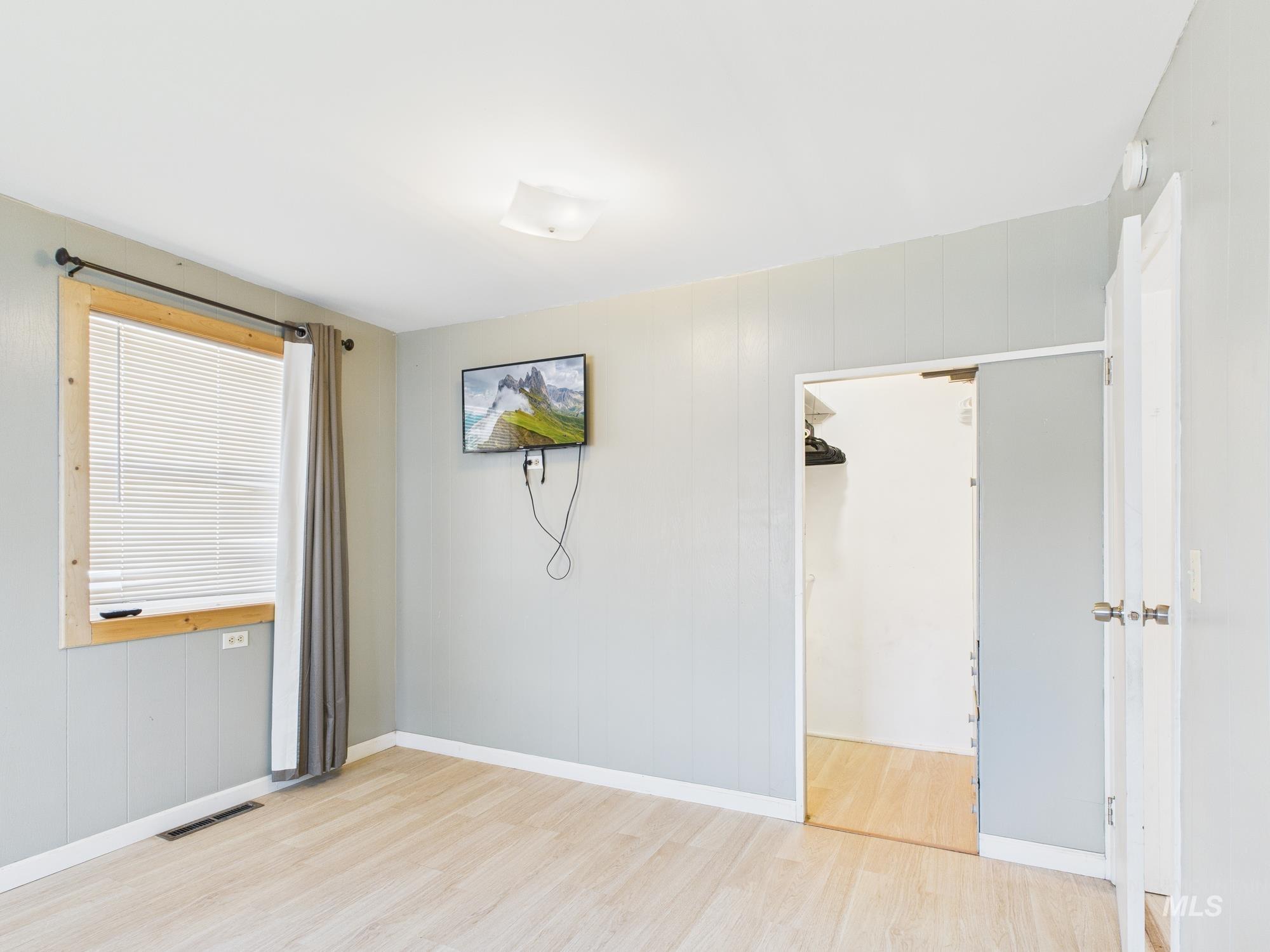 705 12th Street, Clarkston, Washington 99403, 4 Bedrooms, 2 Bathrooms, Residential For Sale, Price $355,000, 98961933