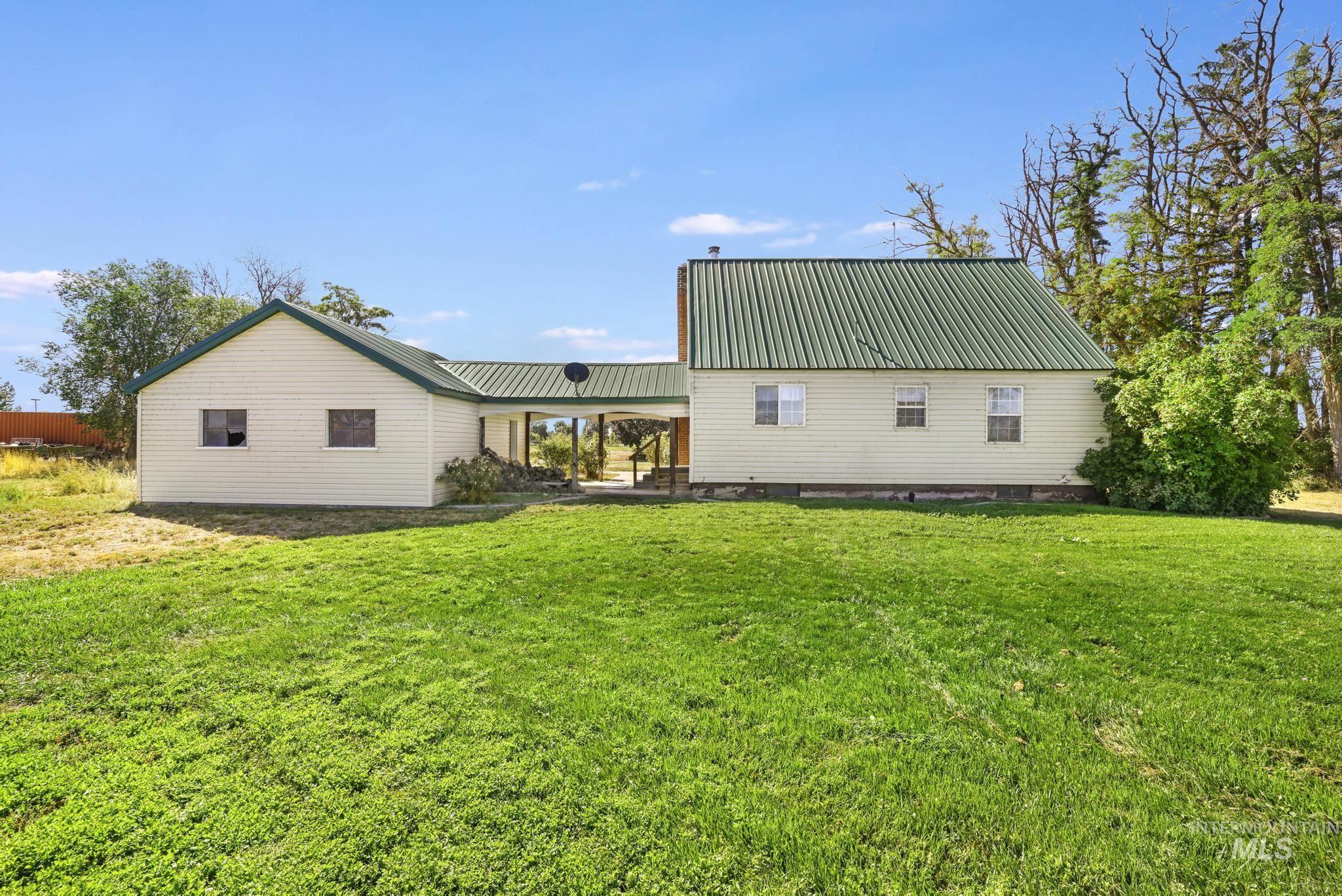 1306 7th Avenue W, Gooding, Idaho 83330, 2 Bedrooms, 1 Bathroom, Residential For Sale, Price $349,900, 98961936