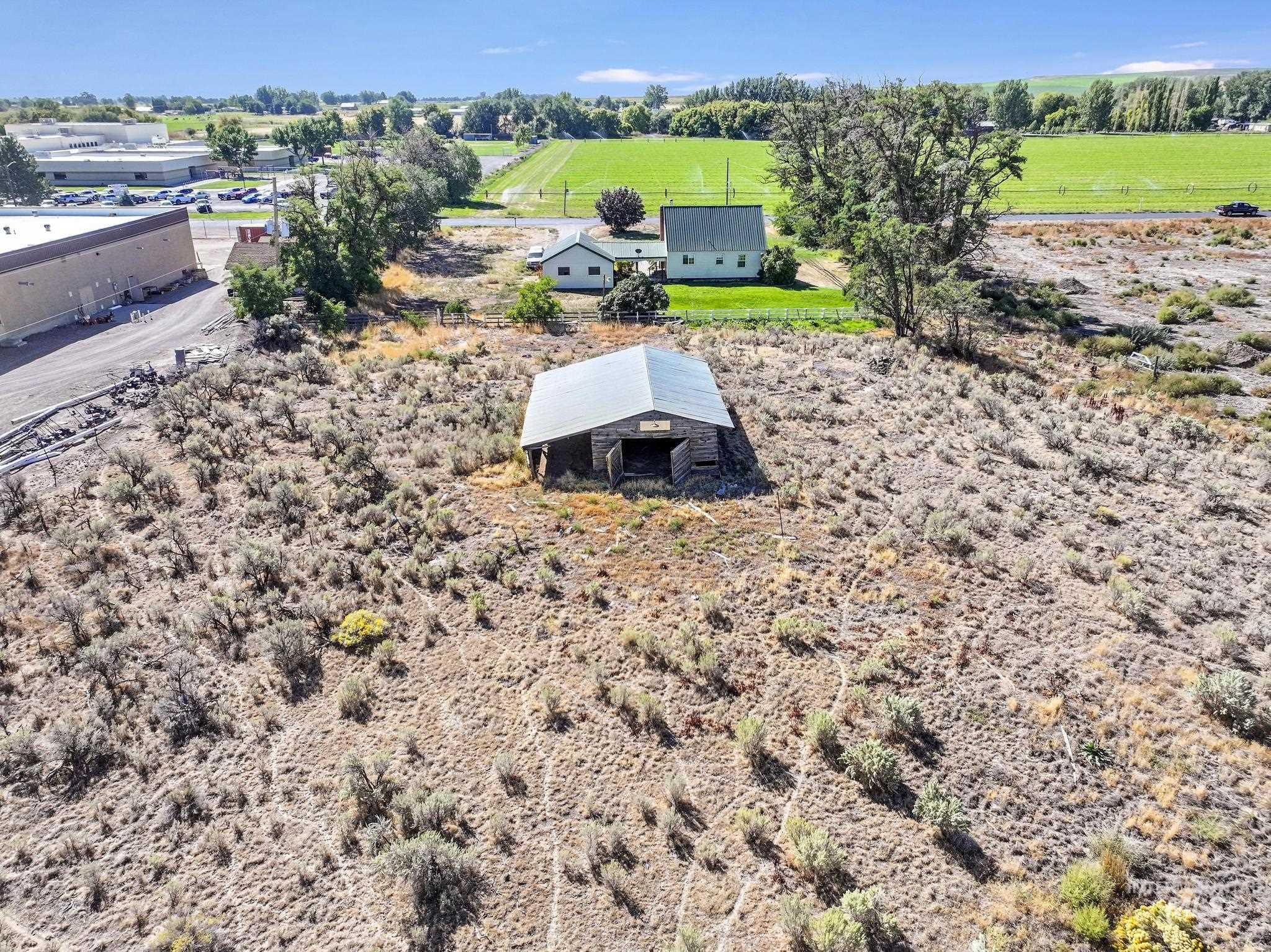1306 7th Avenue W, Gooding, Idaho 83330, 2 Bedrooms, 1 Bathroom, Residential For Sale, Price $349,900, 98961936