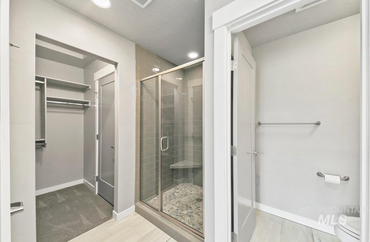 3242 E Front Runner Lane, Boise, Idaho 83716-0000, 3 Bedrooms, 3 Bathrooms, Residential For Sale, Price $650,000, 98961940