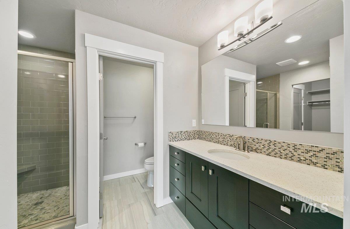 3242 E Front Runner Lane, Boise, Idaho 83716-0000, 3 Bedrooms, 3 Bathrooms, Residential For Sale, Price $650,000, 98961940