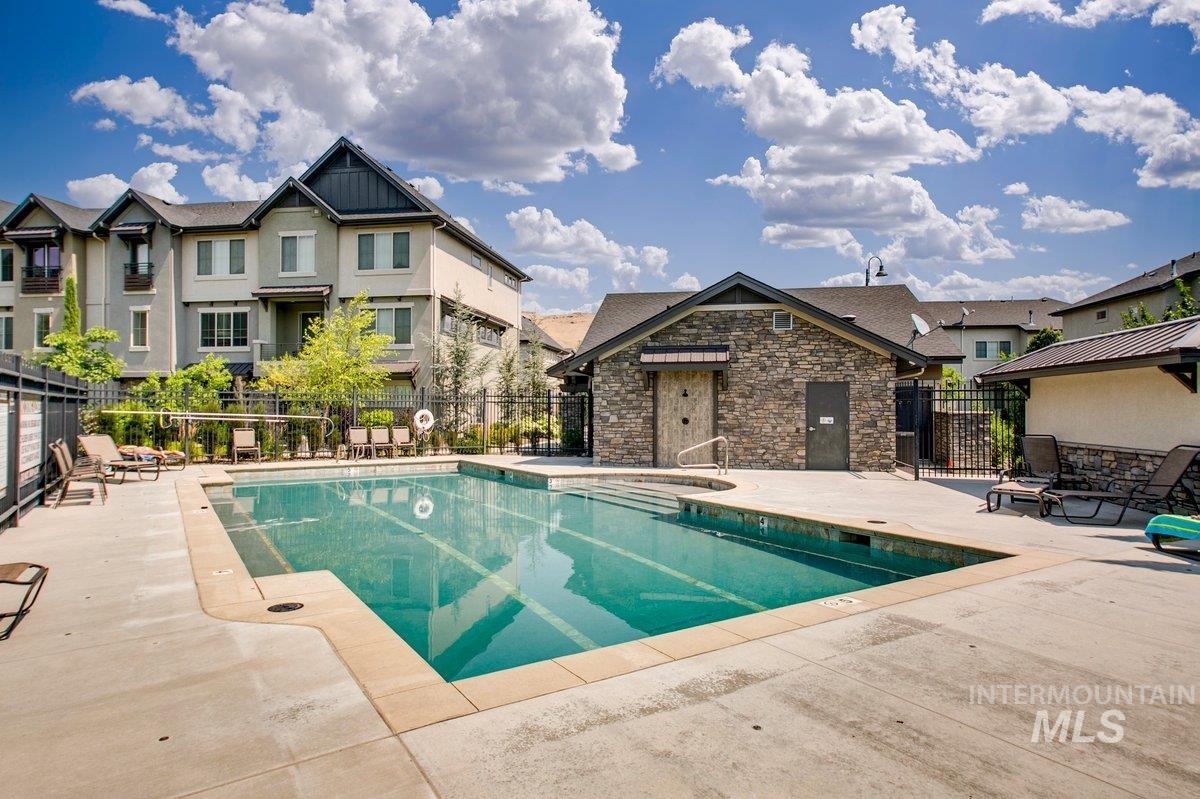 3242 E Front Runner Lane, Boise, Idaho 83716-0000, 3 Bedrooms, 3 Bathrooms, Residential For Sale, Price $650,000, 98961940